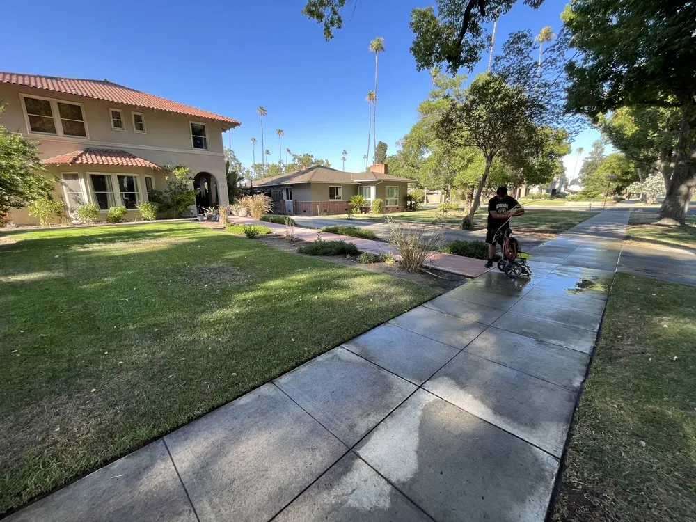 Top-rated yard cleanup service with custom design in Fresno, CA by Nature’s Edge Landscaping