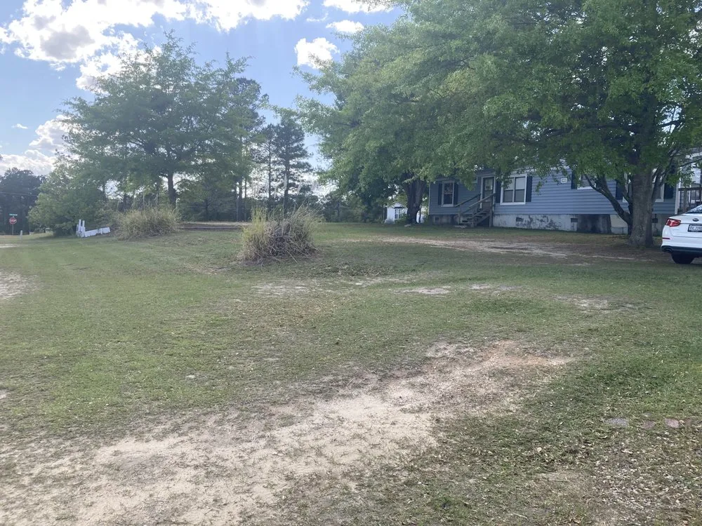 Professional yard maintenance in Grovetown, GA by Natures Edge Lawn And Landscape