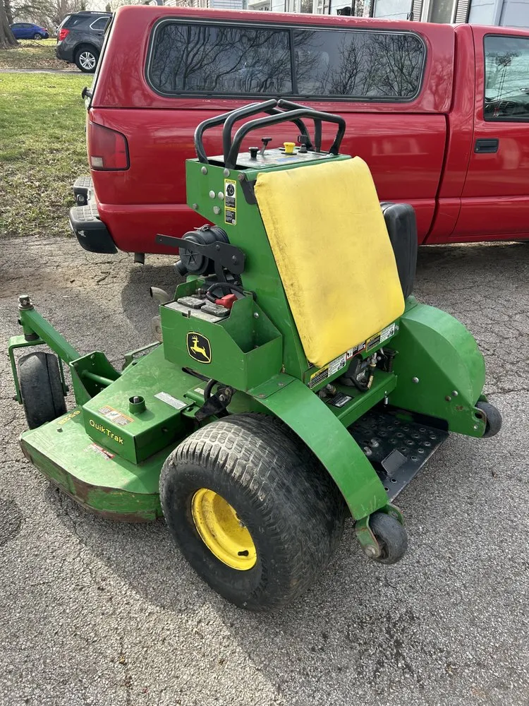 Top-rated landscaping services experts serving Shawnee, KS - Natures Edge Lawn Care