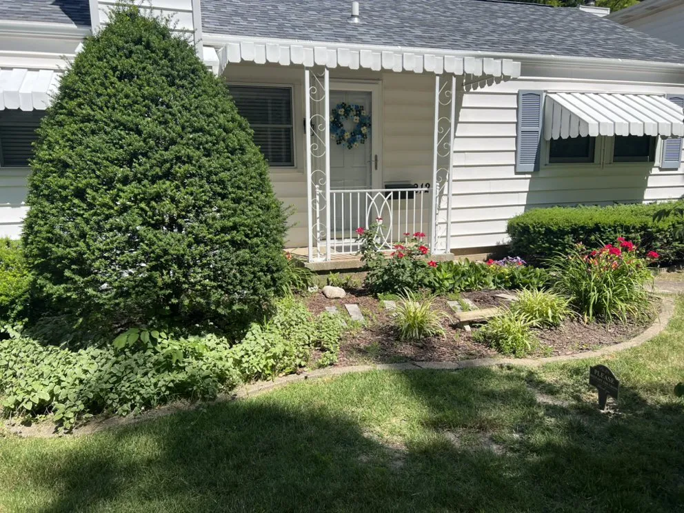 Top-rated landscape installation in Jacksonville, IL - Natures Edge Mowing and Landscaping