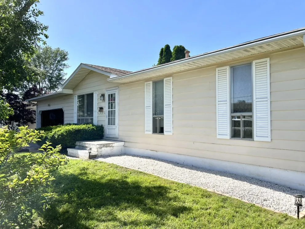 Local garden landscaping for beautiful yards in Jacksonville, IL by Natures Edge Mowing and Landscaping