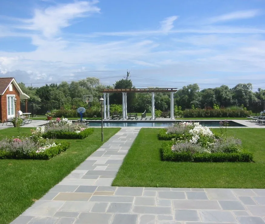 Local lawn mowing service in Southampton, NY - Natures Guardian