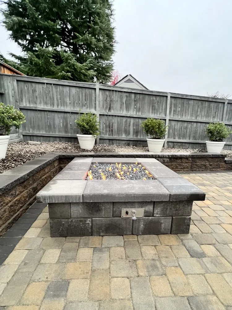 Local landscape installation in Medford, OR by Nature's Landscape