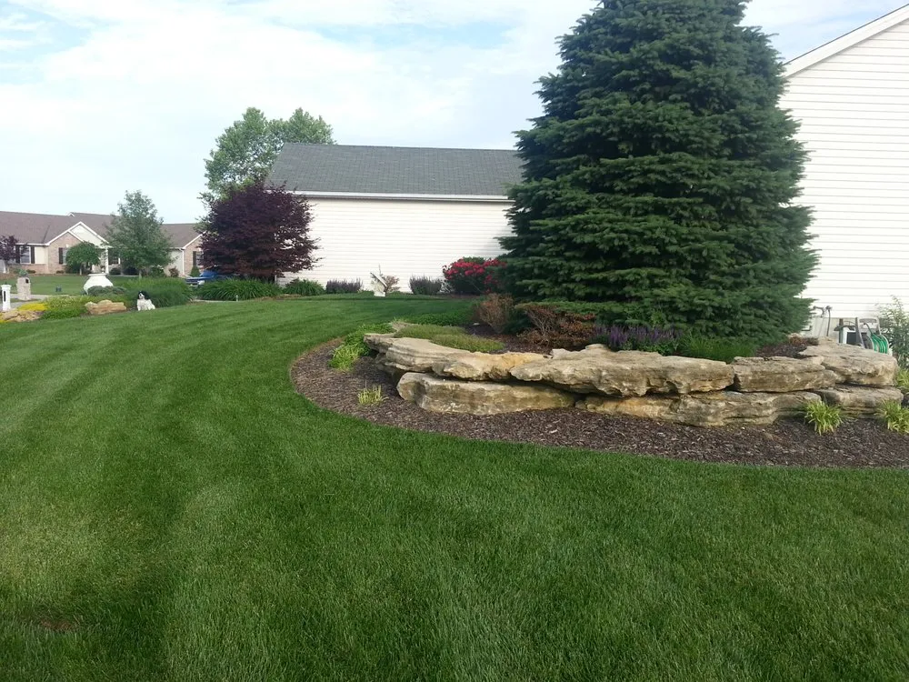 Reliable lawn care service with custom design in Buffalo, NY by Nature's Lawn & Garden