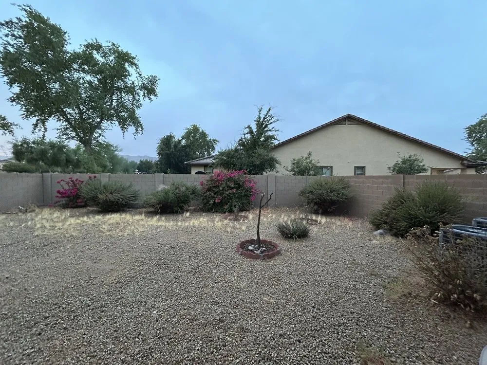 Reliable lawn care service experts serving Phoenix, AZ - Nature’s Oasis Landscaping