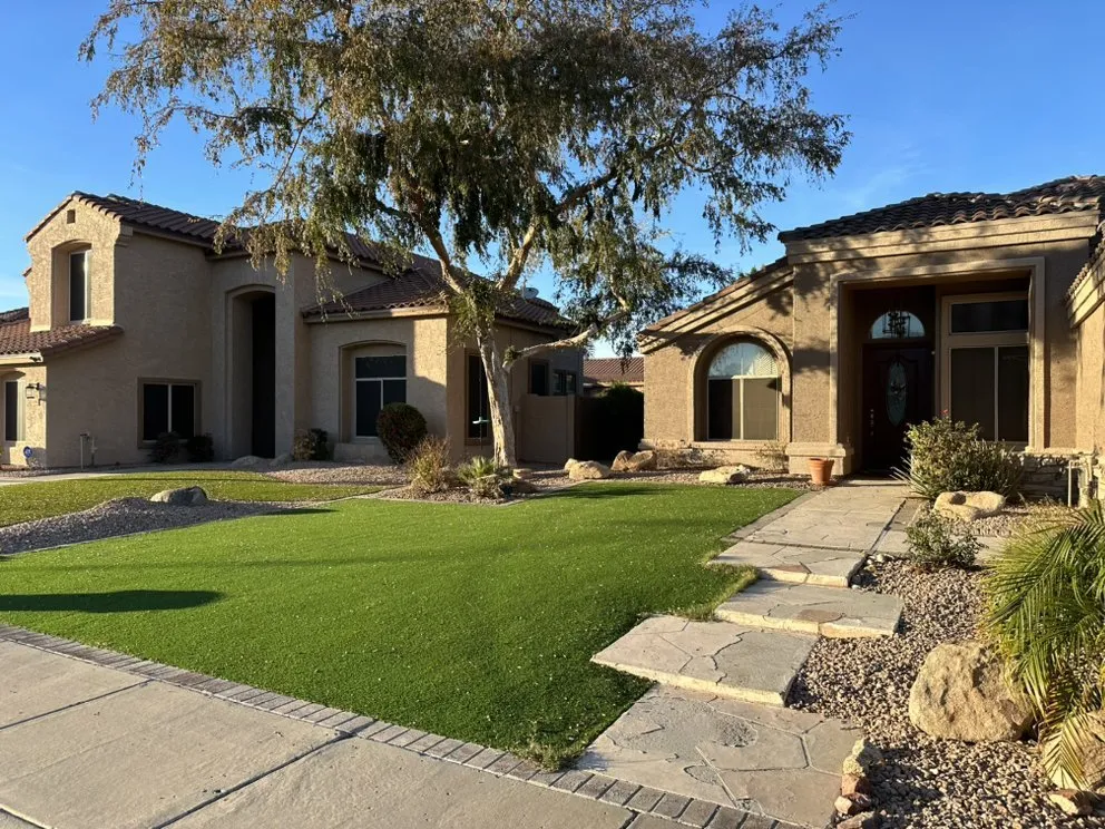 Professional yard maintenance in Phoenix, AZ - Nature’s Oasis Landscaping