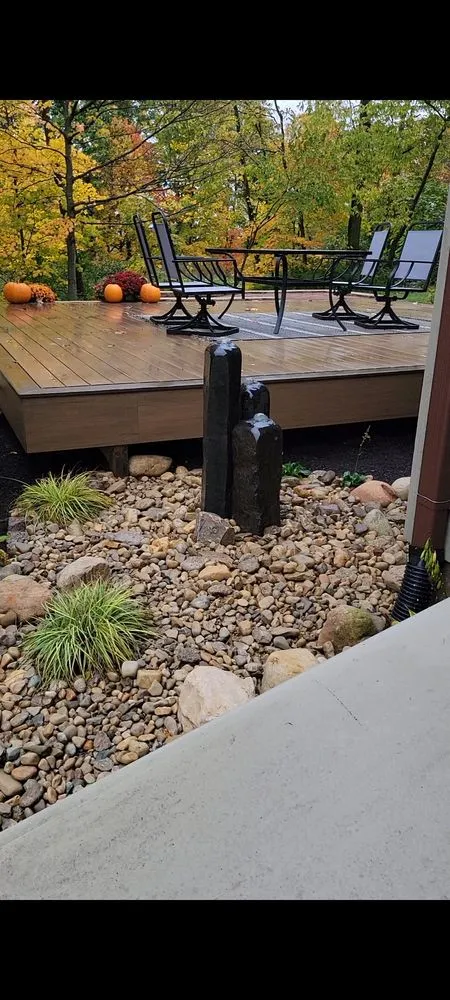 Affordable yard cleanup service for beautiful yards in Springfield, OH by Natures Own