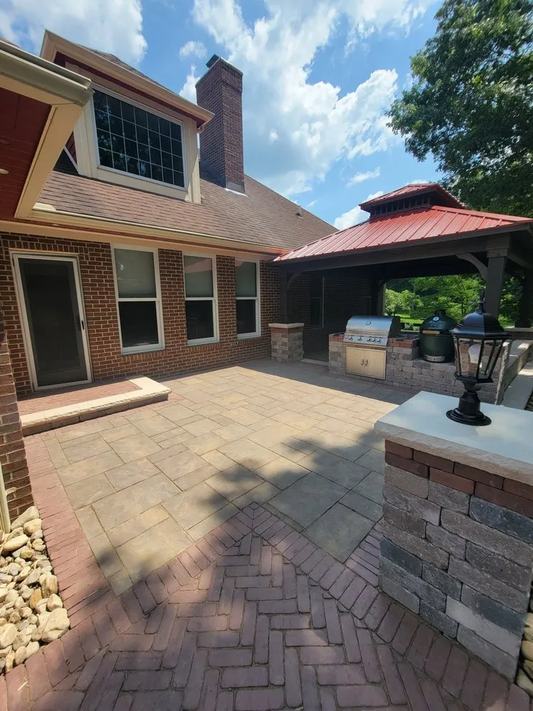 Top-rated landscape installation for homes across Springfield, OH - Natures Own