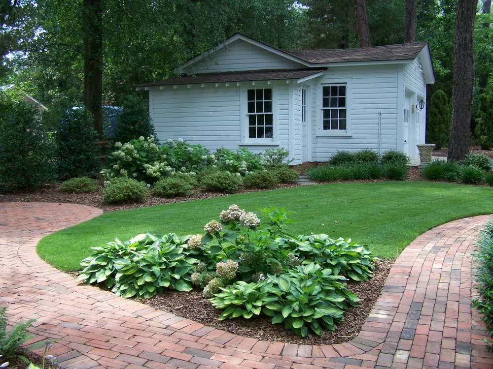 Affordable yard cleanup service experts serving Greensboro, NC - Nature's Select®