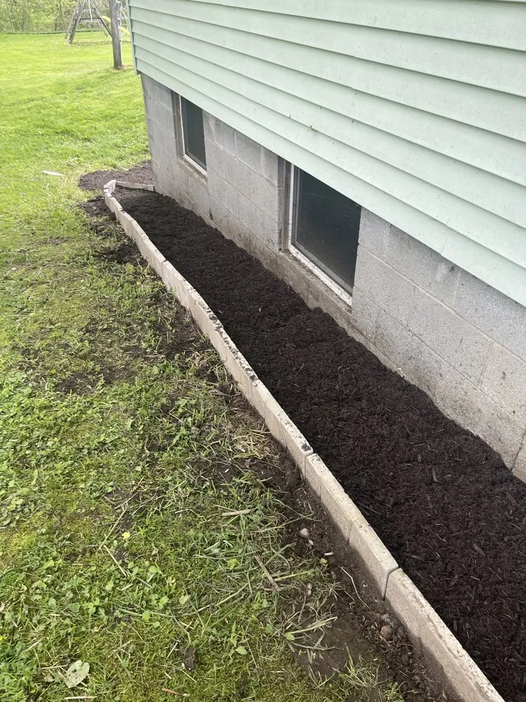 Professional yard cleanup service for beautiful yards across Clayton, NY - Nature’s Touch Landscapes