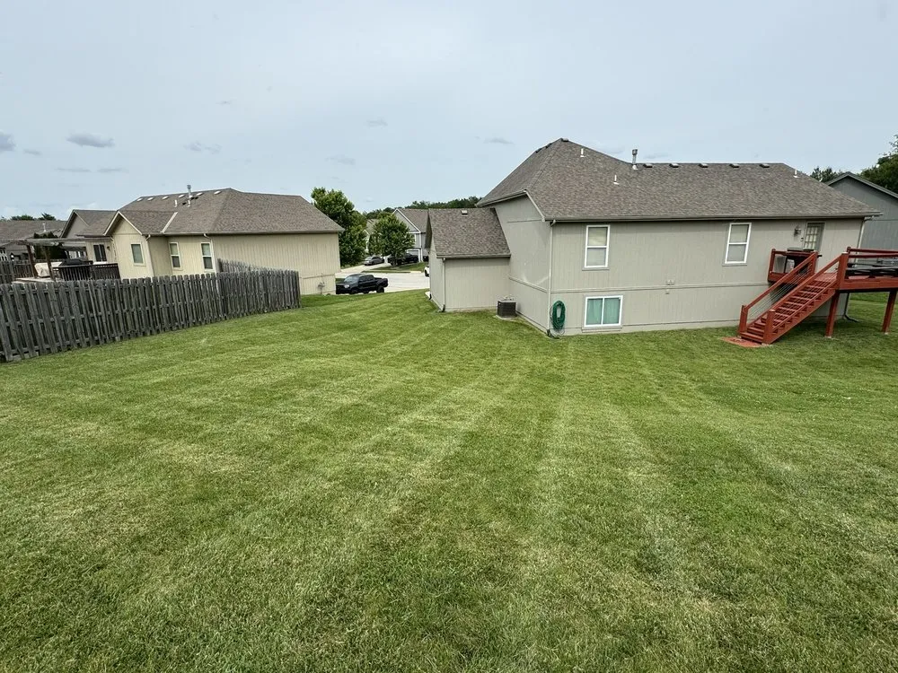 Custom outdoor landscaping experts serving Lee's Summit, MO - Nature’s Touch Lawn & Landscape