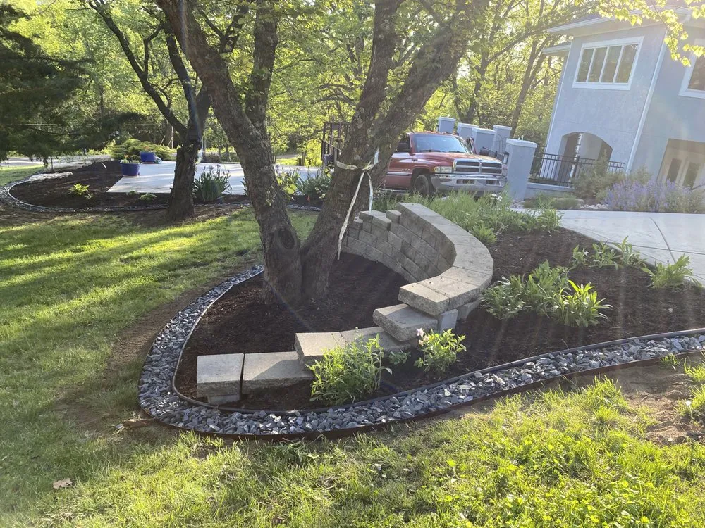Custom residential landscaping in Kansas City, MO - Natures View