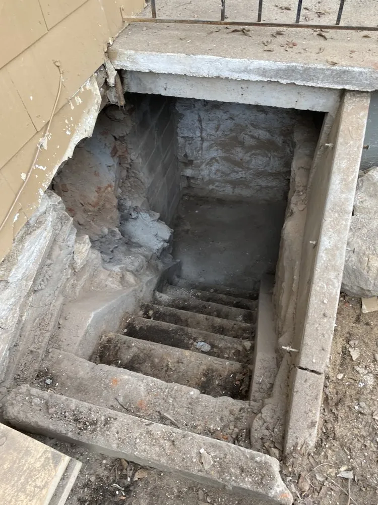 Affordable lawn care service with custom design in Kansas City, MO by Natures View