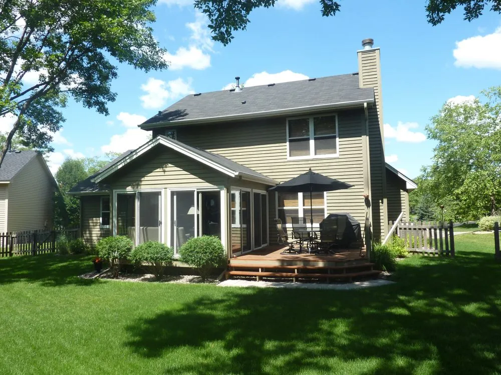 Top-rated yard cleanup service in Minneapolis, MN by Naturescape Lawn and Landscape Care