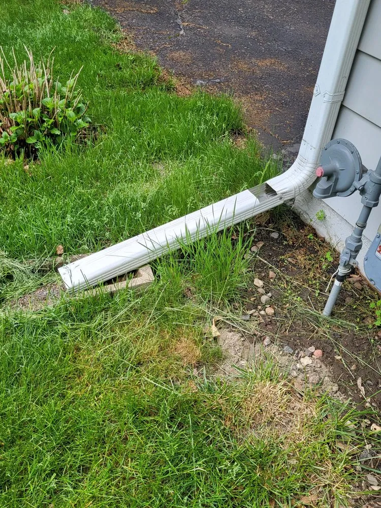 Top-rated lawn care service for beautiful yards across McFarland, WI - Naturescape