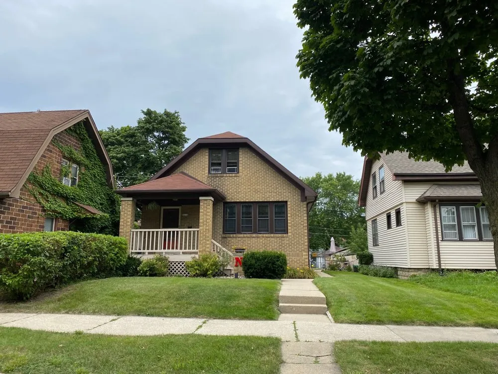 Expert outdoor landscaping in Menomonee Falls, WI by Naturescape