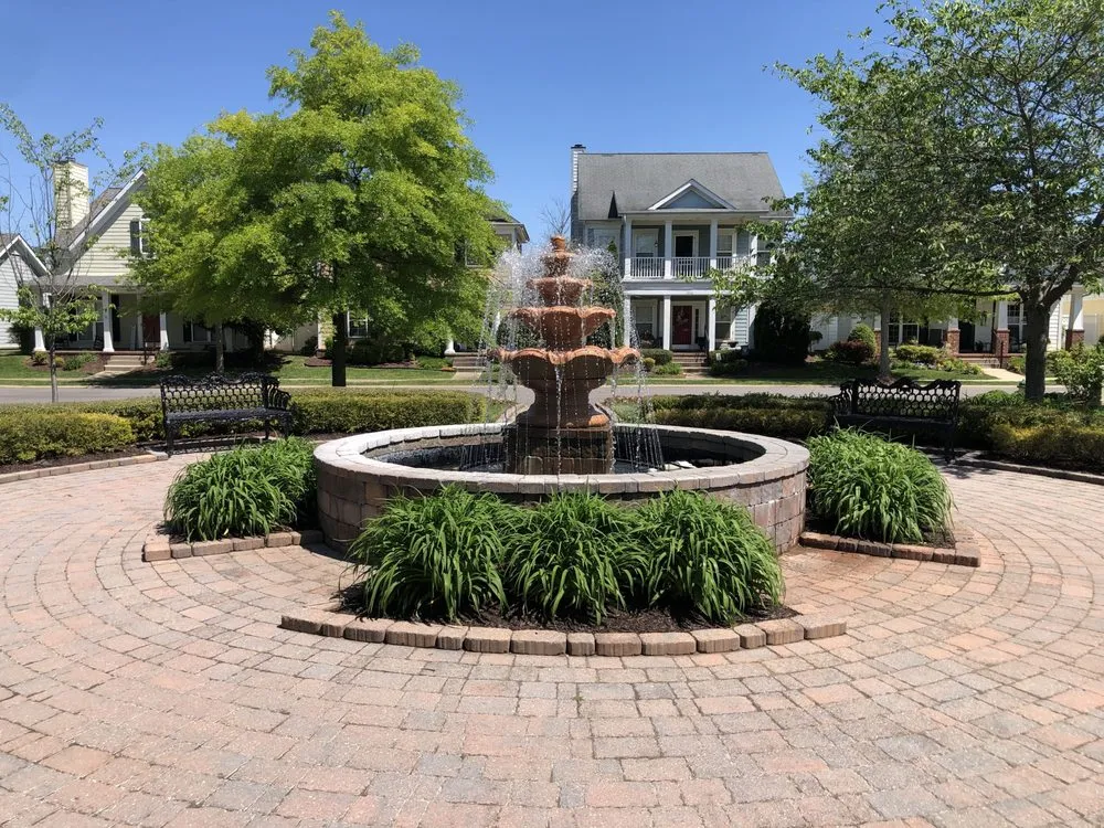 Custom lawn mowing service in Murfreesboro, TN - NaturEscape