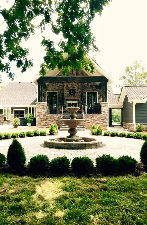 Expert yard cleanup service in Murfreesboro, TN by NaturEscape