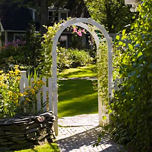 Reliable landscaping services in Decatur, IL by Naturescapes