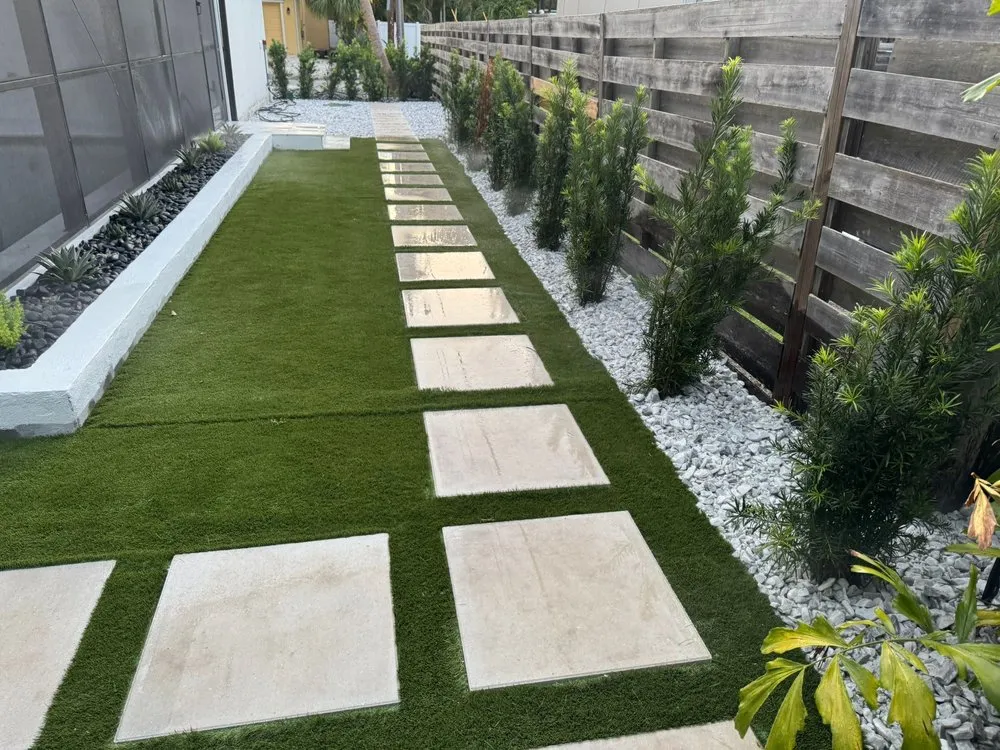 Trusted lawn care service experts serving Palmetto, FL - NatureScapes Services LLC.