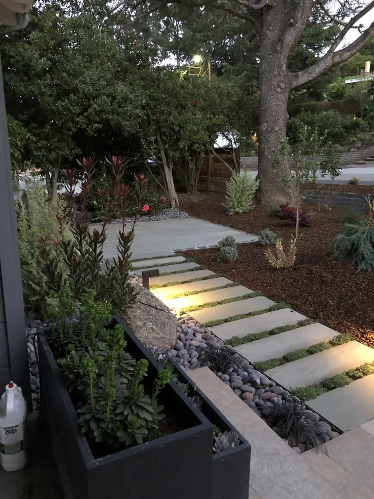 Custom landscape installation for homes across Palo Alto, CA - NatureWalk Landscapes