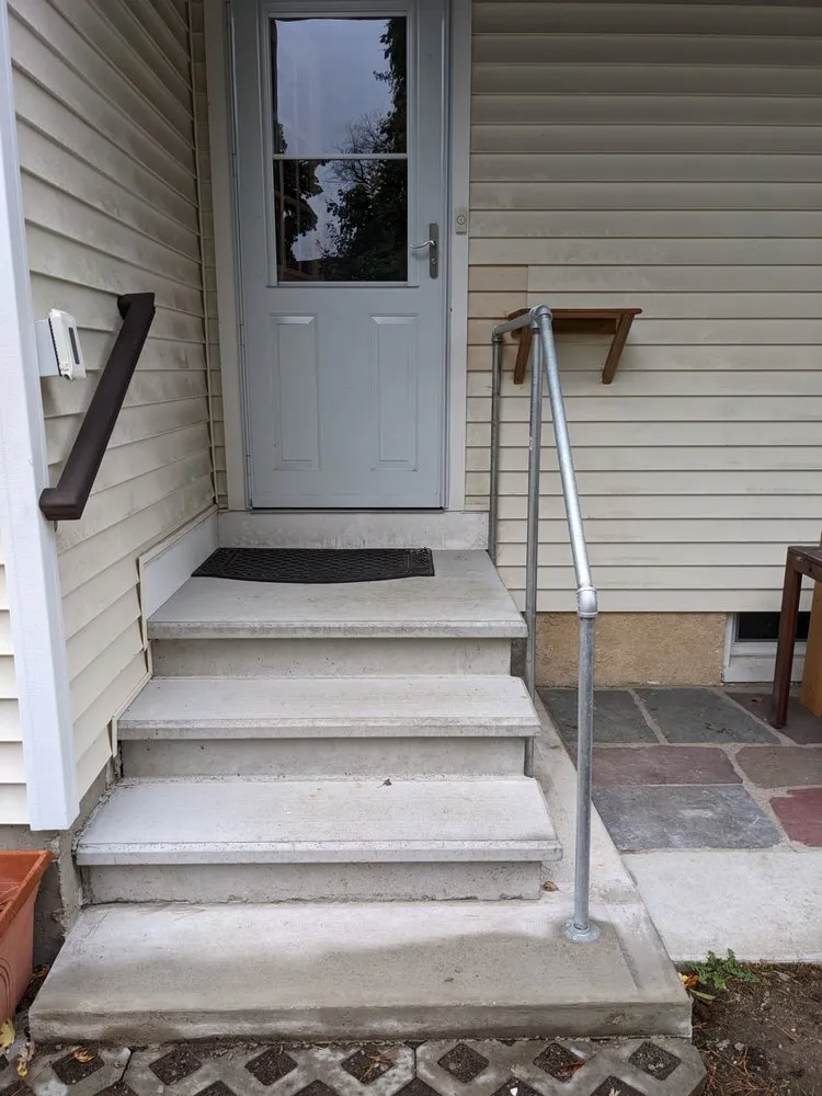 Expert yard maintenance in Arlington, MA - NAUAK Able Hands