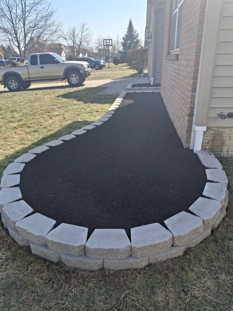 Top-rated landscaping services for homes in Columbus, OH by Nava Hardscapes