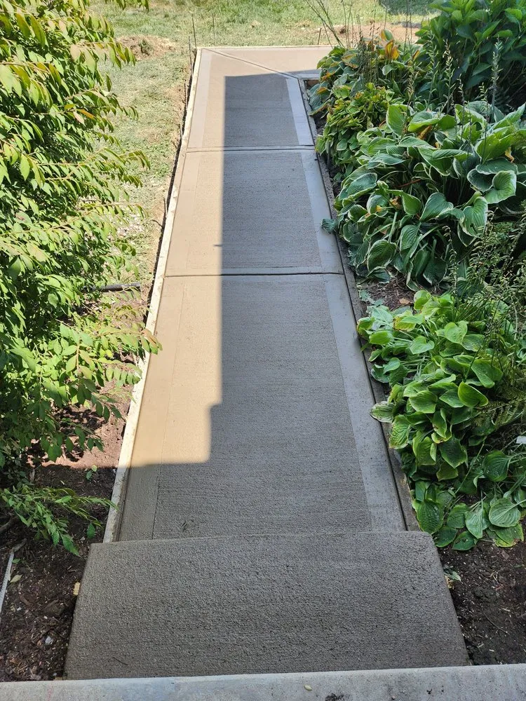 Trusted outdoor landscaping experts serving Columbus, OH - Nava Hardscapes