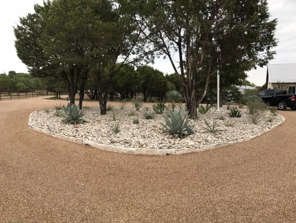 Reliable garden landscaping in White Settlement, TX - Nava Landscape Service