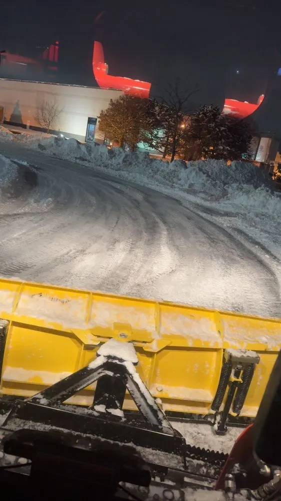 Trusted yard cleanup service in Sturtevant, WI - Navarre Earthworks