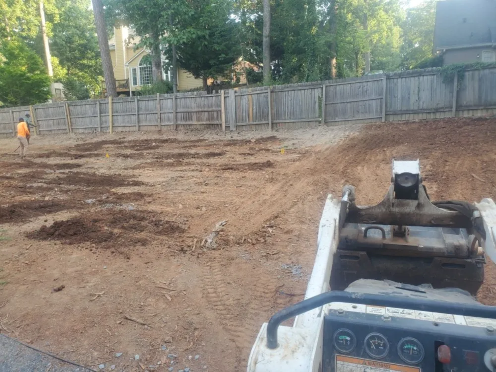 Custom yard maintenance in Duluth, GA by Navarrete Landscaping