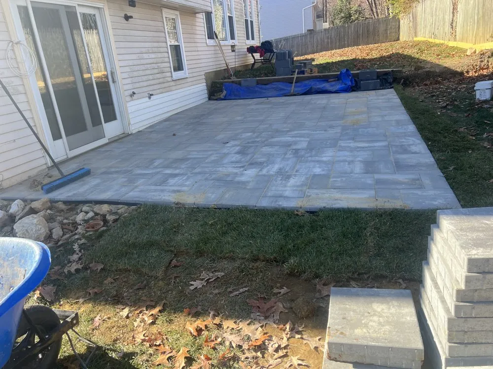 Affordable lawn care service in Manassas, VA by Navarrete Lawnscaping