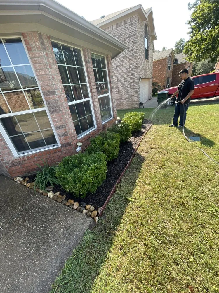 Reliable yard maintenance in Tyler, TX by Navarro Landscape