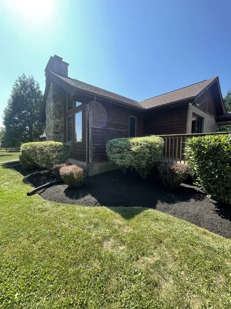 Local outdoor landscaping experts serving Frederick, MD - Navarro Landscaping & Home Improvement