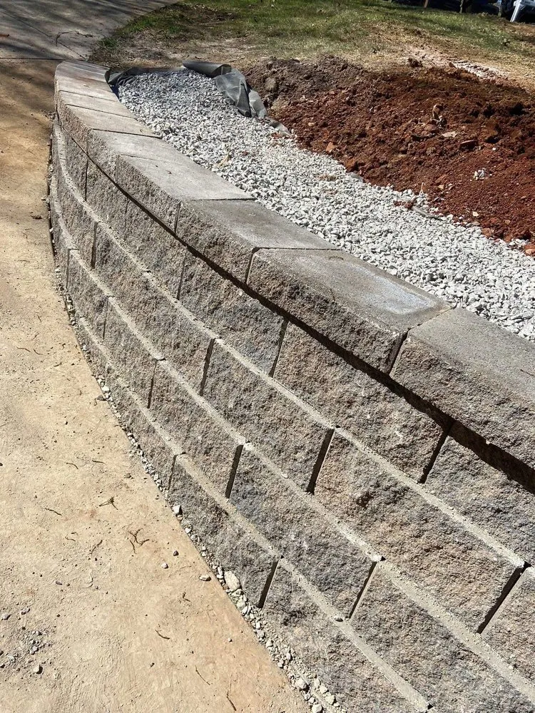 Top-rated lawn mowing service experts serving Knoxville, TN - Navarro Landscaping Tree Service