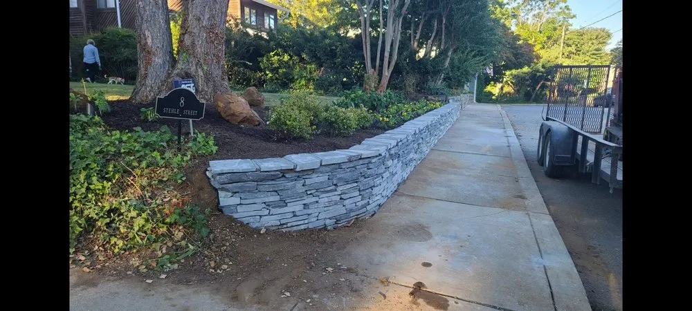 Local yard maintenance for beautiful yards across Shady Side, MD - Navarro Professional Landscaping