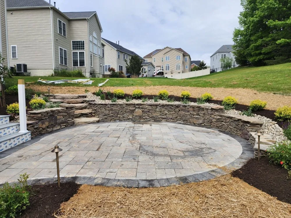 Professional lawn care service for homes in Shady Side, MD by Navarro Professional Landscaping