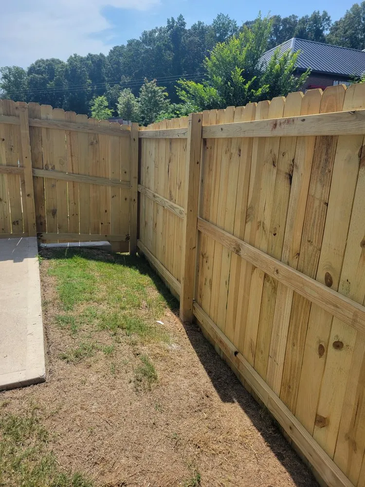 Trusted yard cleanup service in Cumming, GA by Nava's Landscaping
