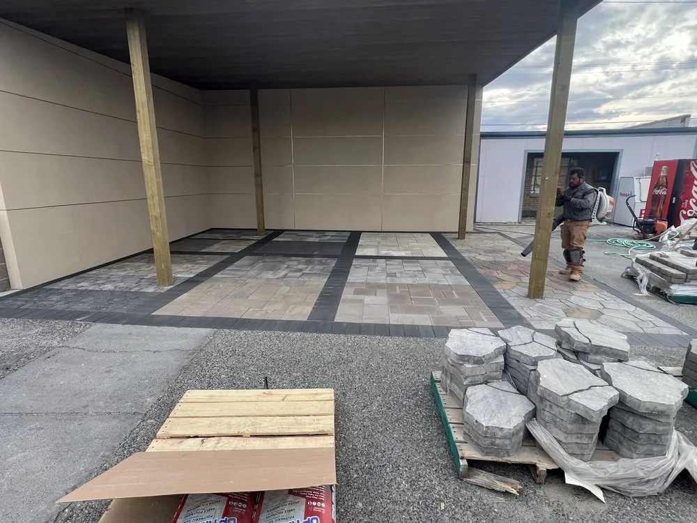 Professional yard cleanup service for homes in Kennewick, WA by Navas Landscaping