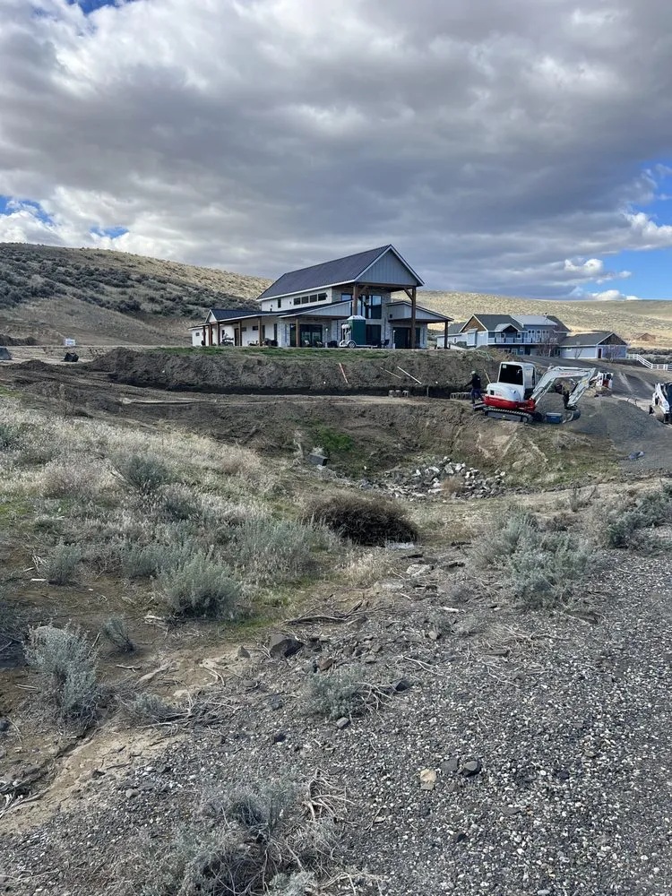 Reliable lawn care service experts serving Kennewick, WA - Navas Landscaping