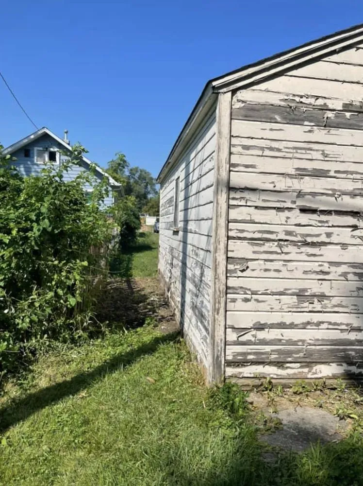 Affordable landscaping services for year-round maintenance across West Des Moines, IA - Nava's Lawn Care & Junk Hauling