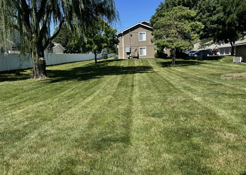 Top-rated residential landscaping experts serving West Des Moines, IA - Nava's Lawn Care & Junk Hauling