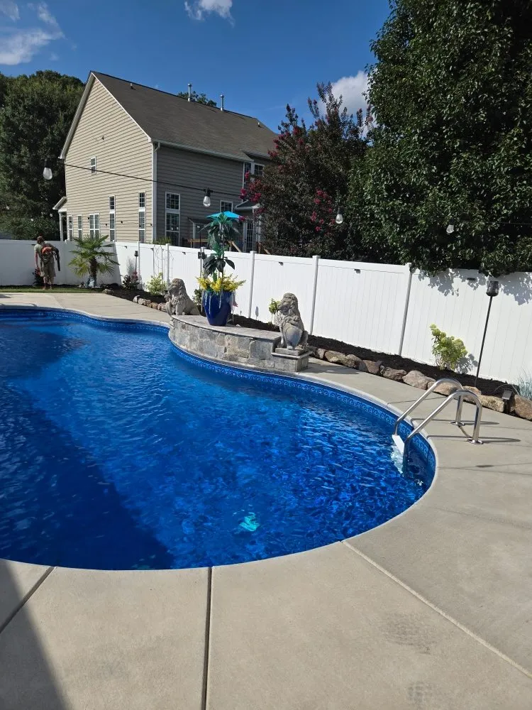 Expert outdoor landscaping experts serving Matthews, NC - Naylors Lawn Care And More