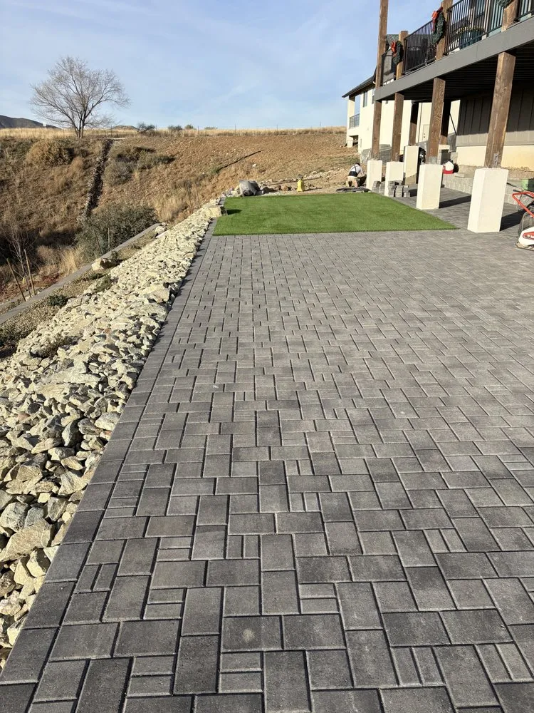 Reliable landscaping services for residential properties in Prescott Valley, AZ by Naz Premier Landscapes