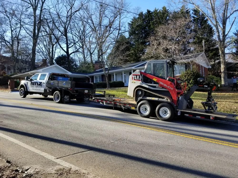 Top-rated lawn mowing service in Roswell, GA by Naz Tree Service