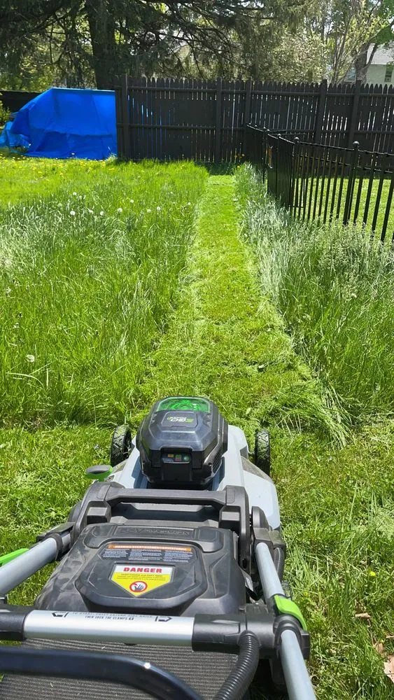 Custom garden landscaping experts serving Austintown, OH - NC Mowing