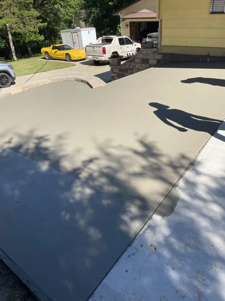 Expert yard maintenance in Versailles, MO - Nca Painting & Drywall