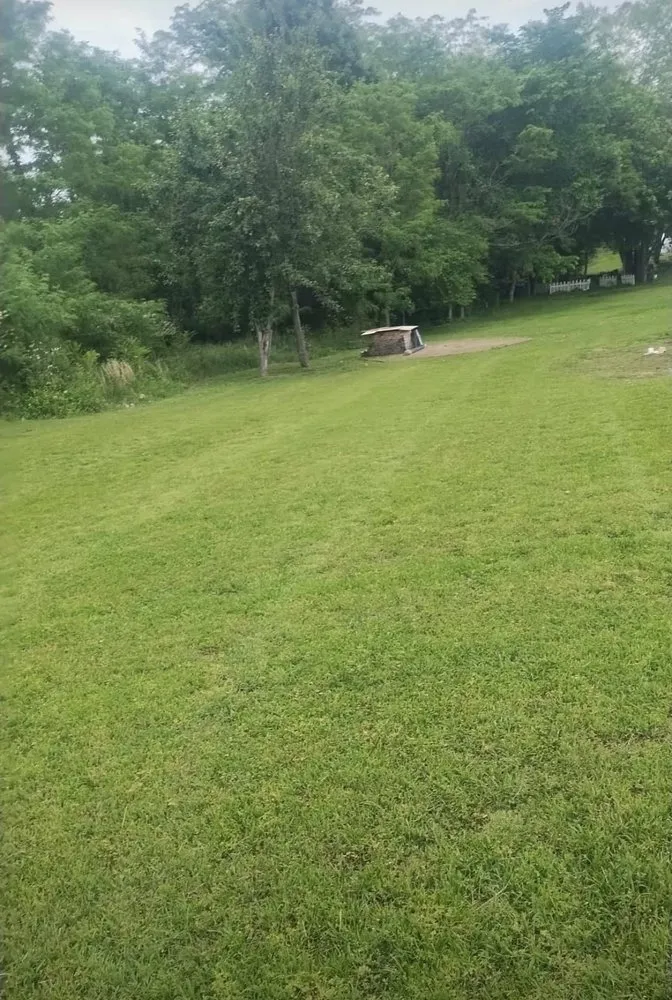 Top-rated garden landscaping in Mayfield, KY by N&D Landscape and Lawncare