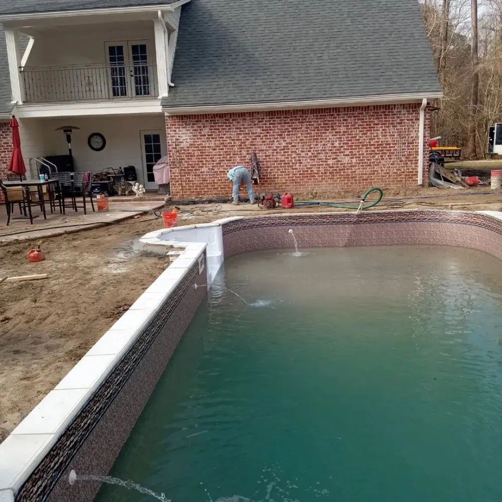 Local landscaping services for beautiful yards in Pearl, MS by Neat