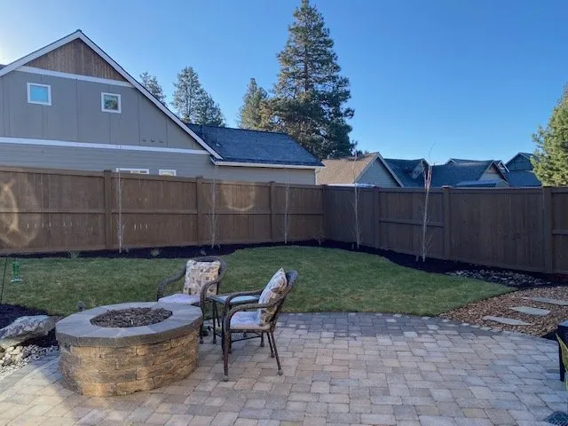 Top-rated lawn care service for residential properties across Redmond, OR - Neathery Landscape